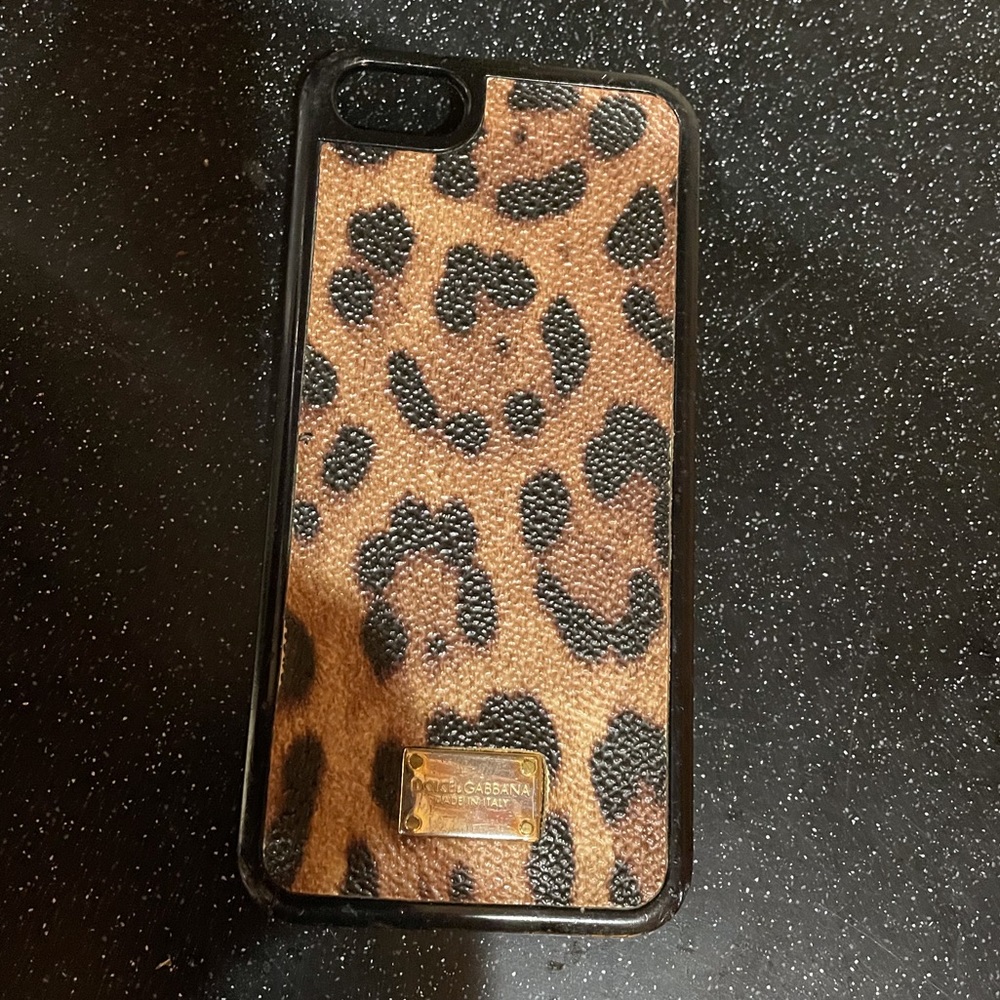 Dolce and Gabbana leopard iPhone 5 case